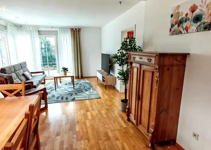 Grosses Gruppenhaus Nahe Legoland 6 Schlafzimmer Parkplatz & Wlan * Bibertal